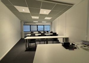 À louer - Surface commerciale de 271 m2 à Trabandan 28B