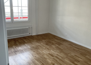 Bel à appartement rénové de 2 pièces au centre-ville de Prilly