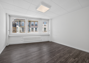 Surface commerciale-Bureau de 100m2