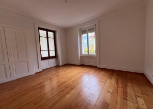 À louer - charmant 5 pièces au 1er étage