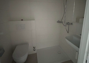Studio au rez-de-chaussée d'environ 40m2 - Midi 28