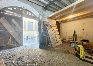 Dépôt/stockage spacieux au centre de Vevey - Collège 8