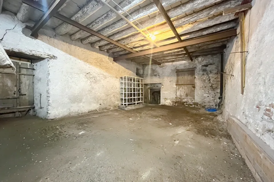 Dépôt/stockage spacieux au centre de Vevey - Collège 8