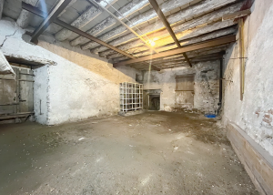 Dépôt/stockage spacieux au centre de Vevey - Collège 8