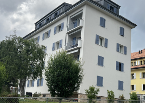 Appartement de 4 pièces au rez-de-chaussée