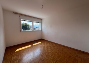 À louer de suite - appartement 4.5 pièces au 4ème étage