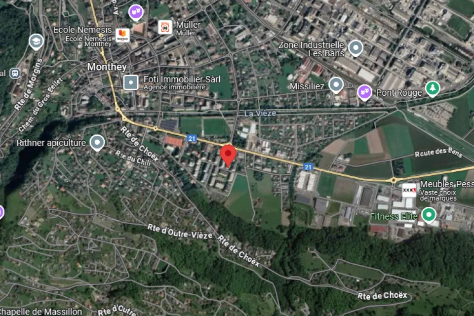 Dépôt de 75m2 à louer dans un immeuble résidentiel